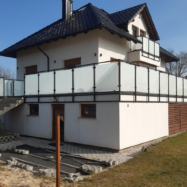 Balustrady balkonowe