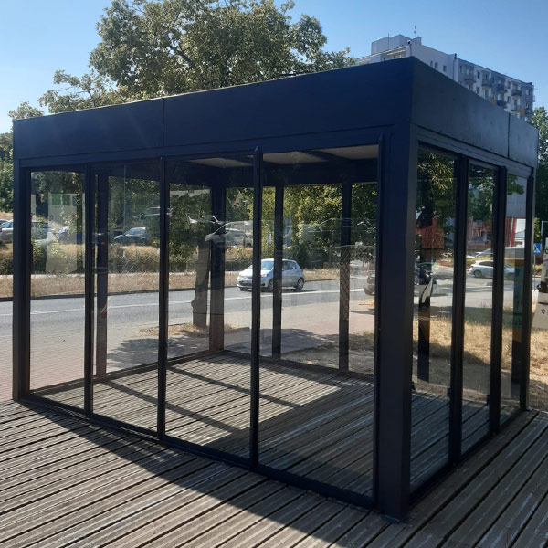 Zadaszenie lodziarni