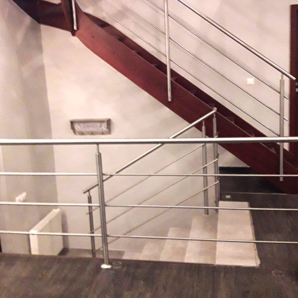 Balustrady schodowe wewnętrzne