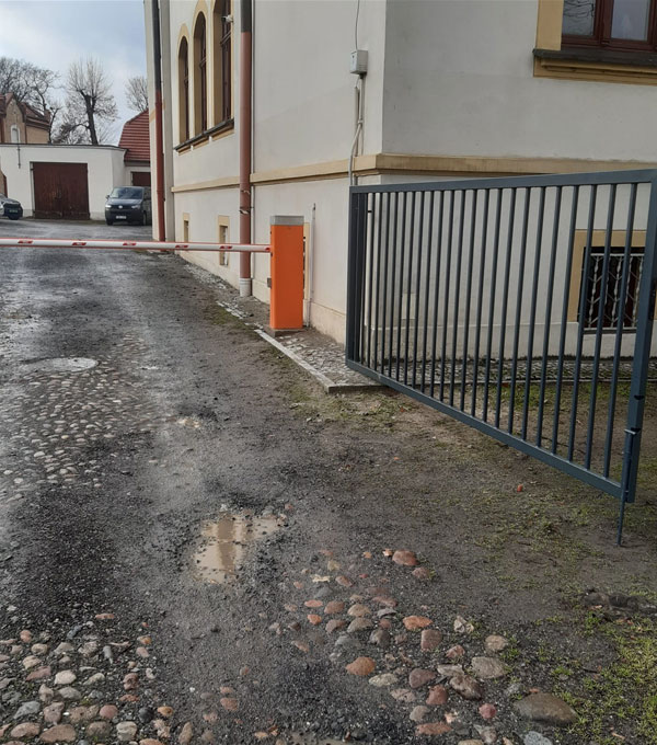 Brama oraz szlaban NICE