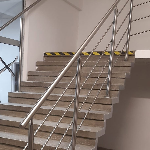 Balustrada ze stali nierdzewnej
