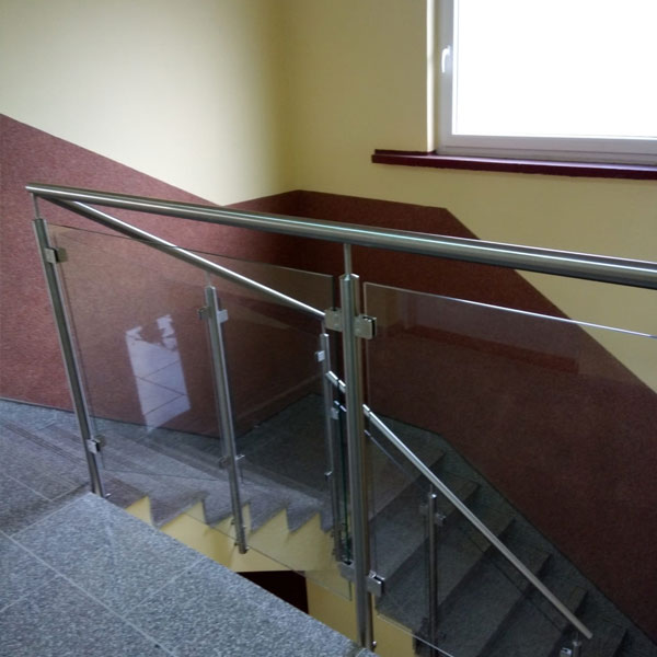 Balustrada ze stali nierdzewnej