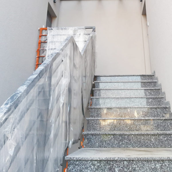 Balustrady schodowe zewnętrzne